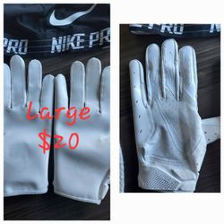 Nike Football Gloves