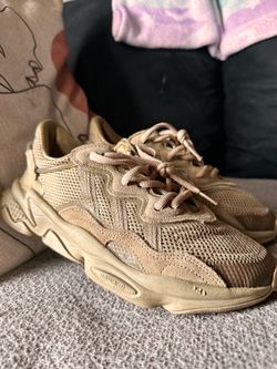 Woman’s size 6 adidas