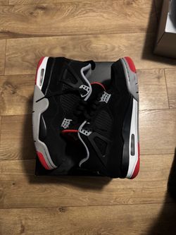 Air Jordan 4 Retro Bred