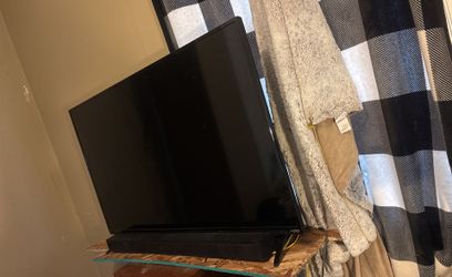 40 Inch Vizio Tv And sound bar With sub Full System 60hz Nice quality tv