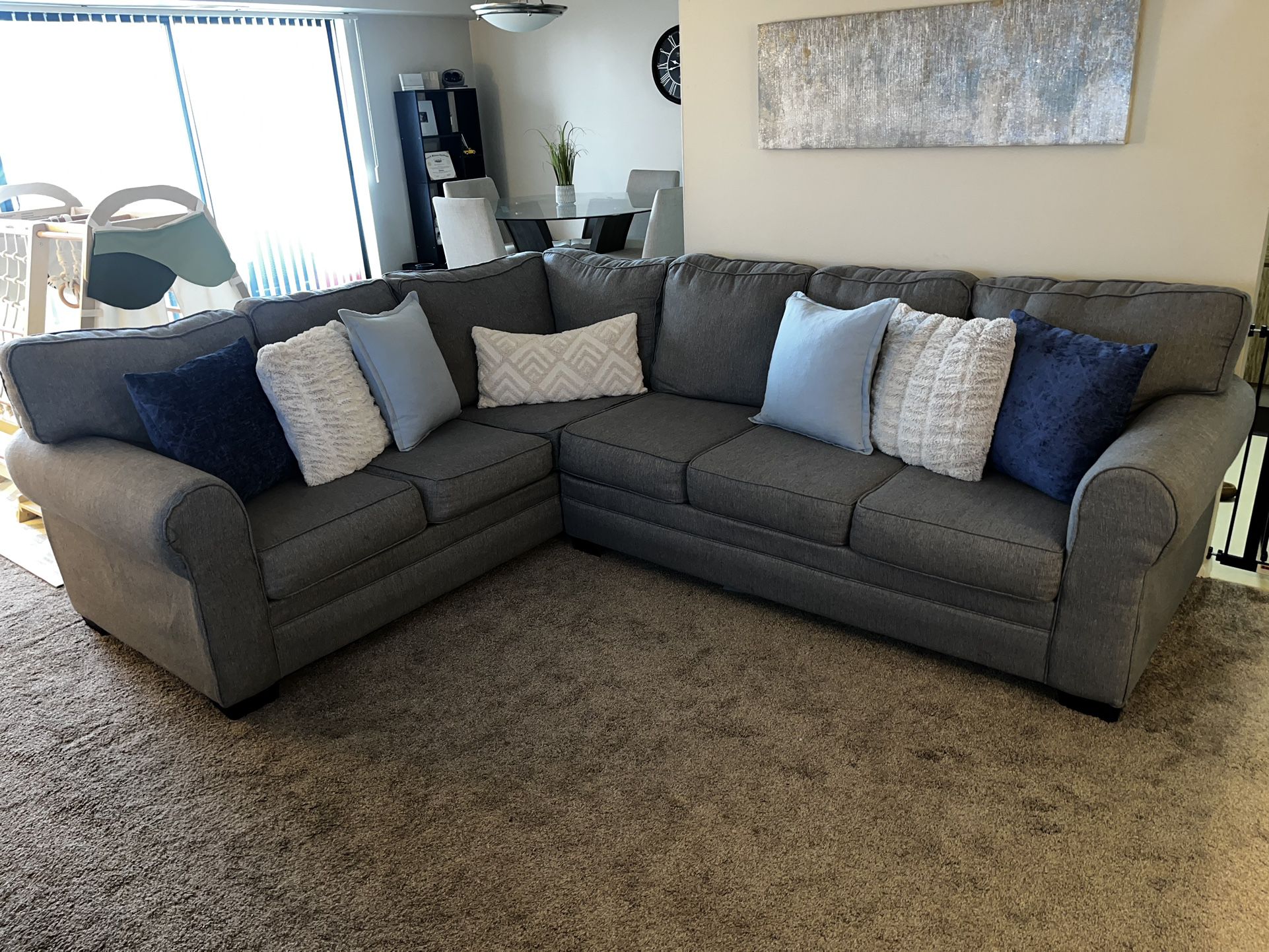 Grey Sectional Couches 