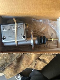 Wilwood Brake master cylinder