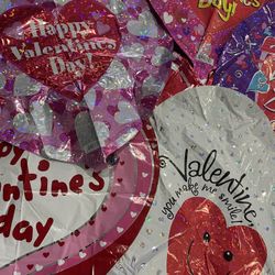 100 Mylar Valentines Balloons 