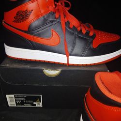 Air Jordan 1 Mid. Never Worn. Black/fire Red/ White. Mens 11.5