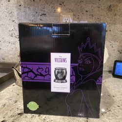 Brand New Scentsy warmer Maleficent 
