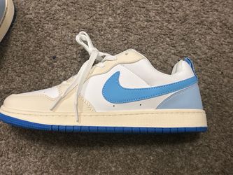Nike Low-Top Sneaker White Blue Swoosh