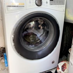WhirlPool Washer and Dryer