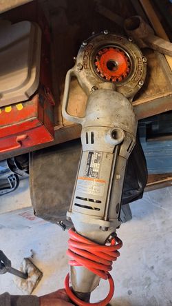 Ridgid 700 hand threader