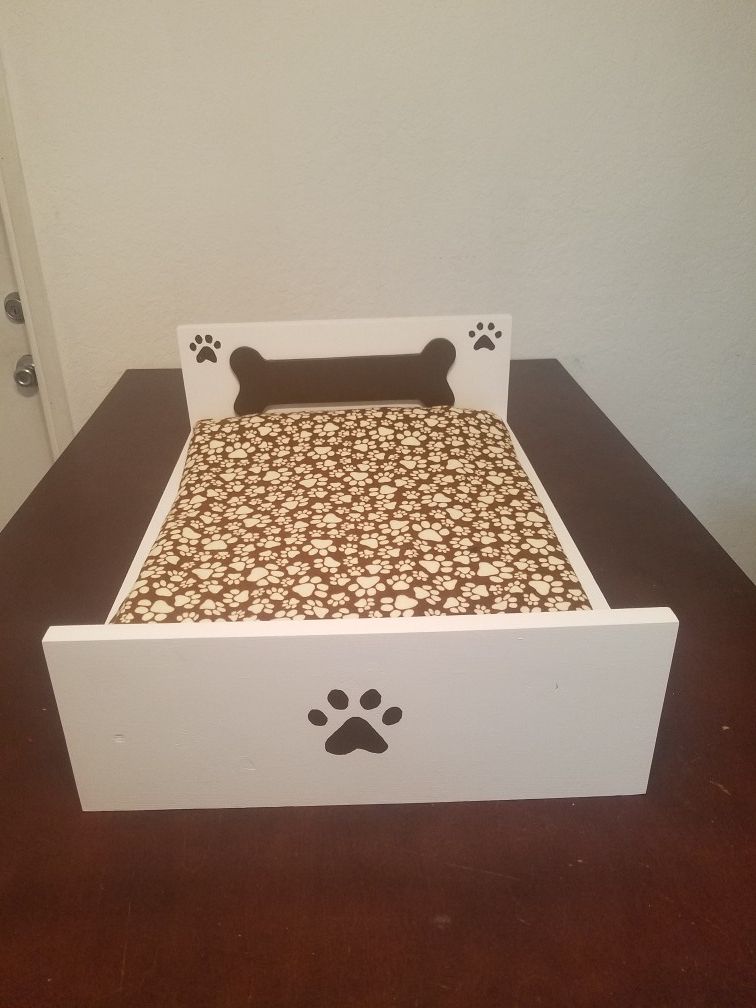 Dog bed