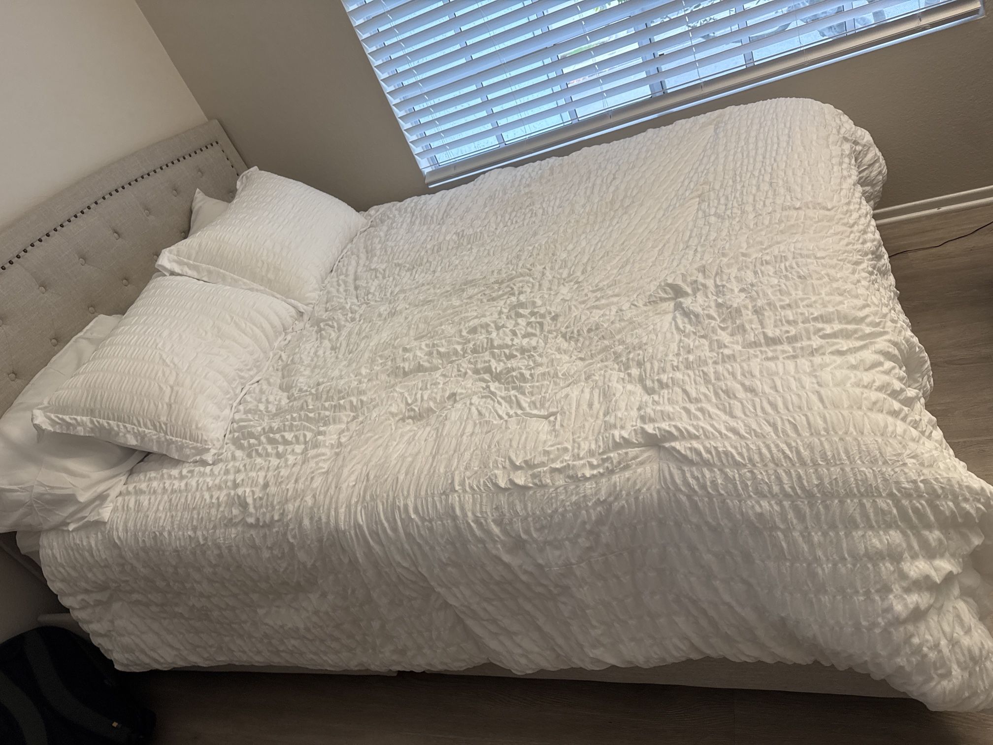 Queen Bed + Mattress – Clean, Comfortable – Moving Sale (Must Go)