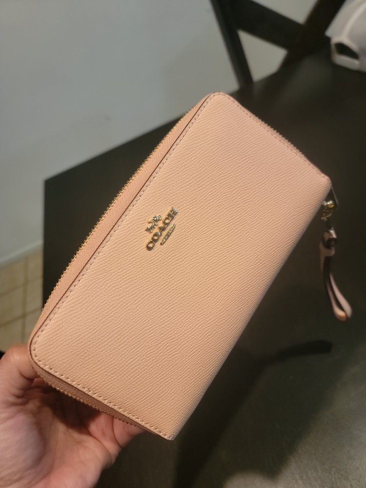 COACH Long Zip Around Crossgrain Leather Wallet Faded Blush (LIKE NEW)