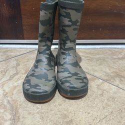 Rain Boots Size 3