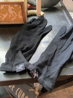 Arc’teryx Gloves