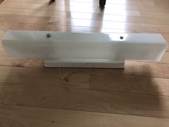 Bathroom light fixture