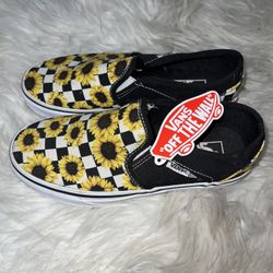 Sunflower Vans $30. Size 6