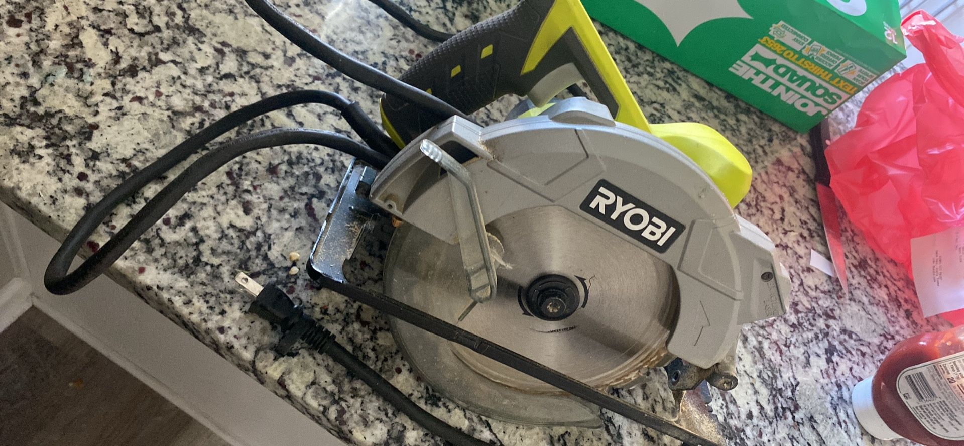 Ryobi Electric Saw