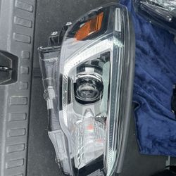 Subaru Forester 2019-2020 Right(passenger) Side Headlight 