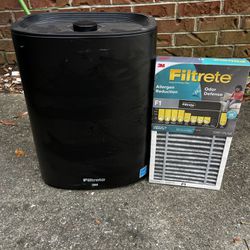 Air Purifier Filtrete 3 M And Spare Filter Price Negotiable 