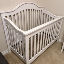 Baby crib