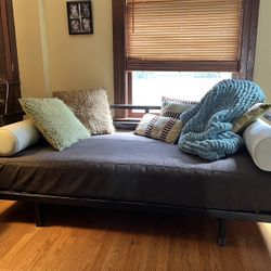 Daybed And Mattress