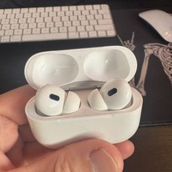 Apple AirPods Pro 2