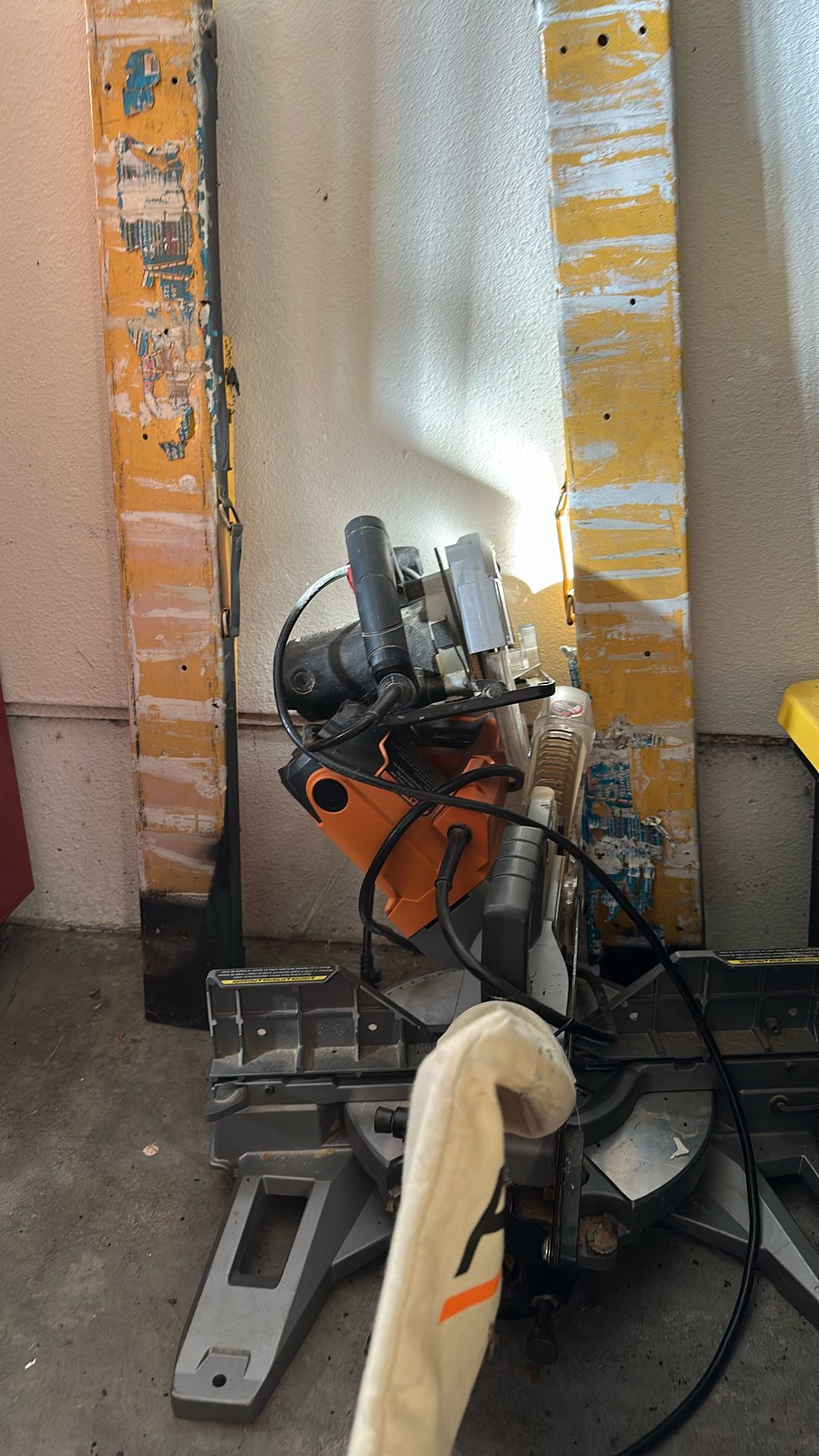 Hand And Table Saw With horses