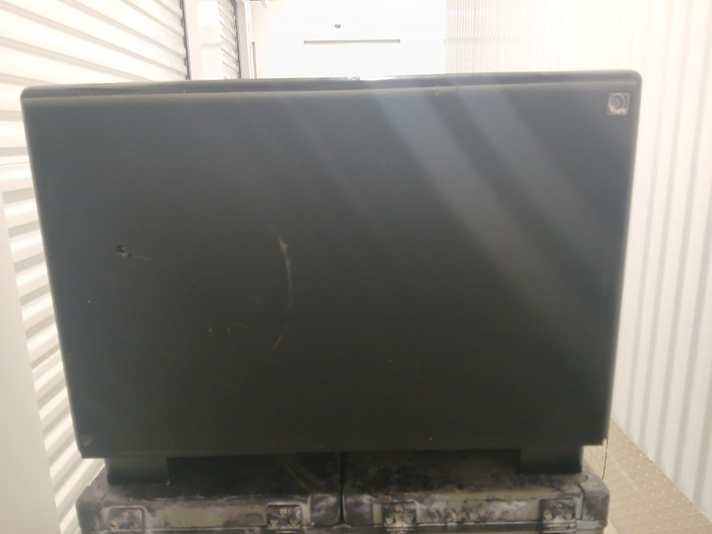 VMPS Audio , Model =New Larger Subwoofer (2x15" & 1x12" Subs)