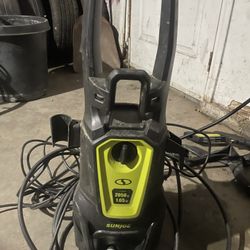 Pressure Washer 