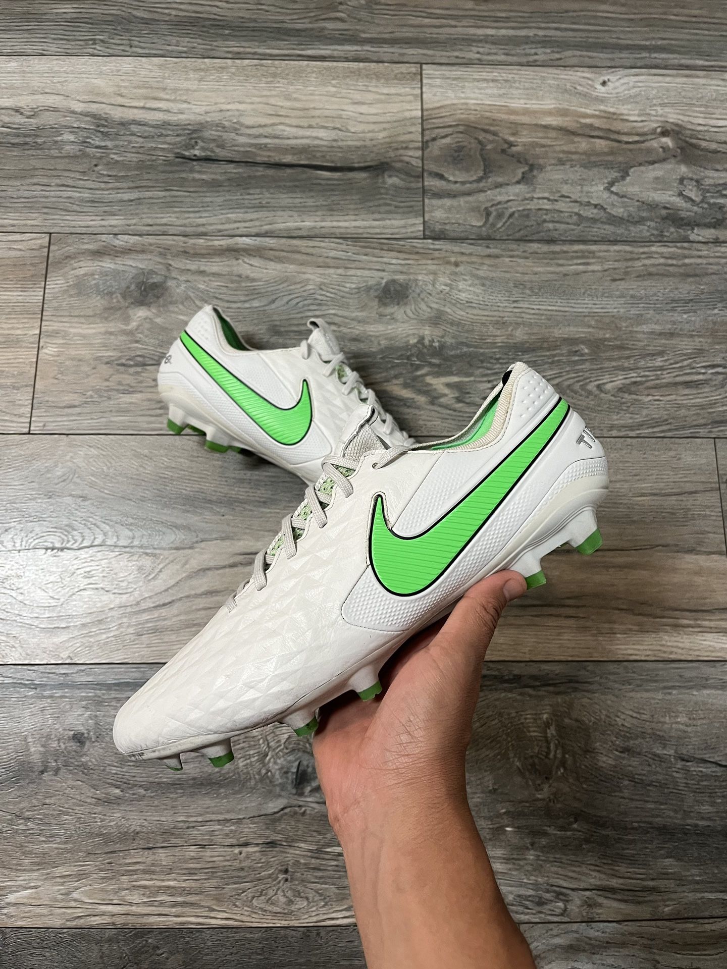 NIKE TIEMPO LEGEND 8 ELITE FG Size 11.5