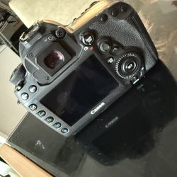 Canon 5D mark 4
