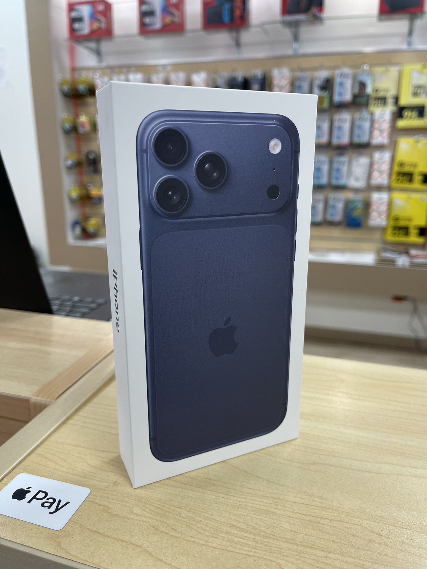Apple iPhone 17 PRO MAX! 256GB Deep Blue!