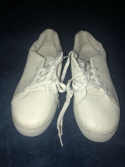 ***NEW*** Qupid White Shoes