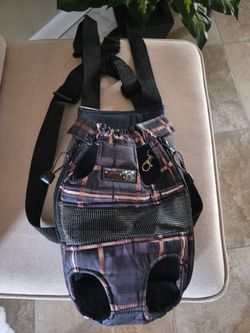 Dada Doo Front-Facing Pet Carrier Backpack