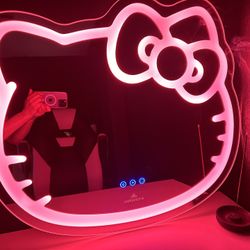 Hello Kitty LED mirror