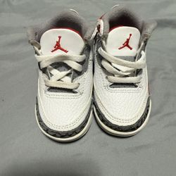Jordan 3 Fire Red  Size 4c 