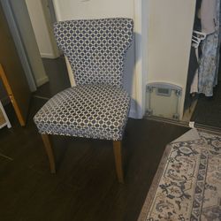 Accent Chair 