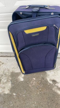 Nice Suitcase For Travel Big Carry On Size 26//17/8 “