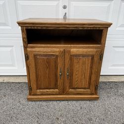 Oak Wood Storage Cabinet..Coffee/ Liquor Bar