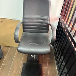 PEDICURE CHAIR