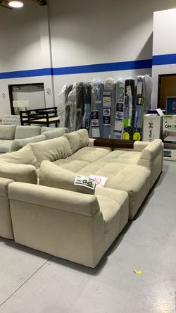 Paige 6 pc Fabric Sectional Sofa