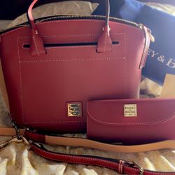 Dooney & Bourke Purse ,wallet And Dustbag 