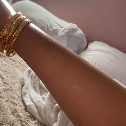 Gold bangle