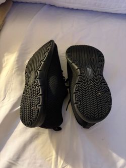 Sketchers nonslip shoes