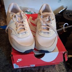 Nike Air Max 1 Size 3y