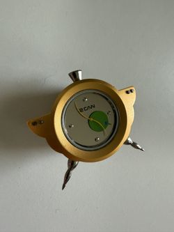Rare Vintage 2Can Miniature 2” Standing Clock