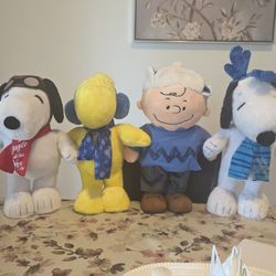 Christmas Snoopy And Friends