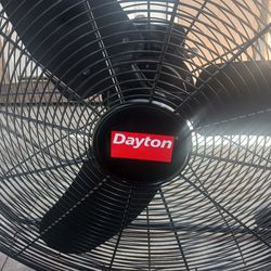 DAYTON 6AGZ0 Light Duty Quiet Design industrial Fan, 30 inch Blade (open box)new