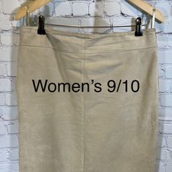 Leather Suede Express Women’s Size 9/10 - Pencil Skirt - Light Tan - Like New!
