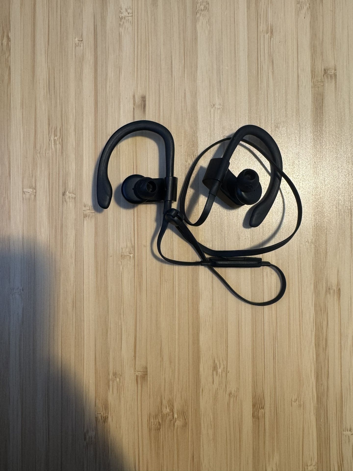 Powerbeat 3 Bluetooth Headphones
