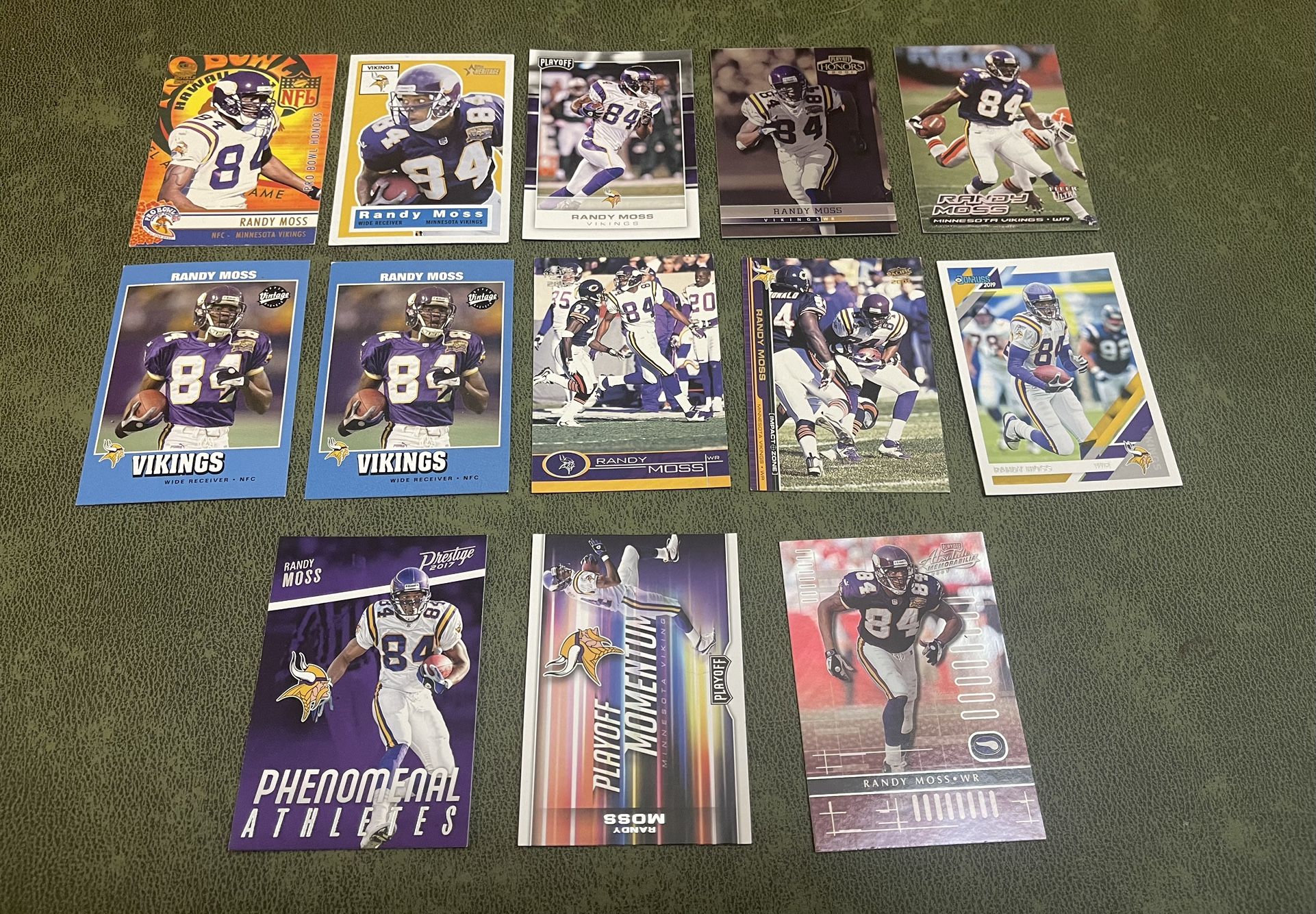 Lot Of 13 Randy Moss Football Cards